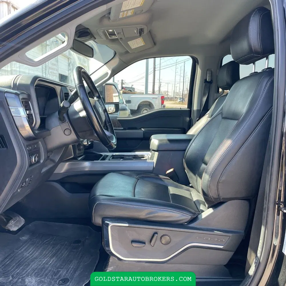 2023 Ford F-350 Super Duty Lariat