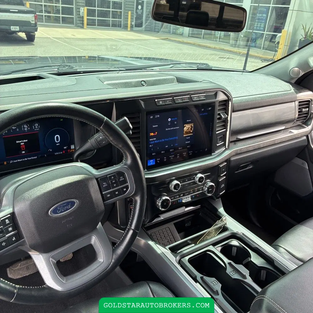 2024 Ford F-350 Super Duty Lariat
