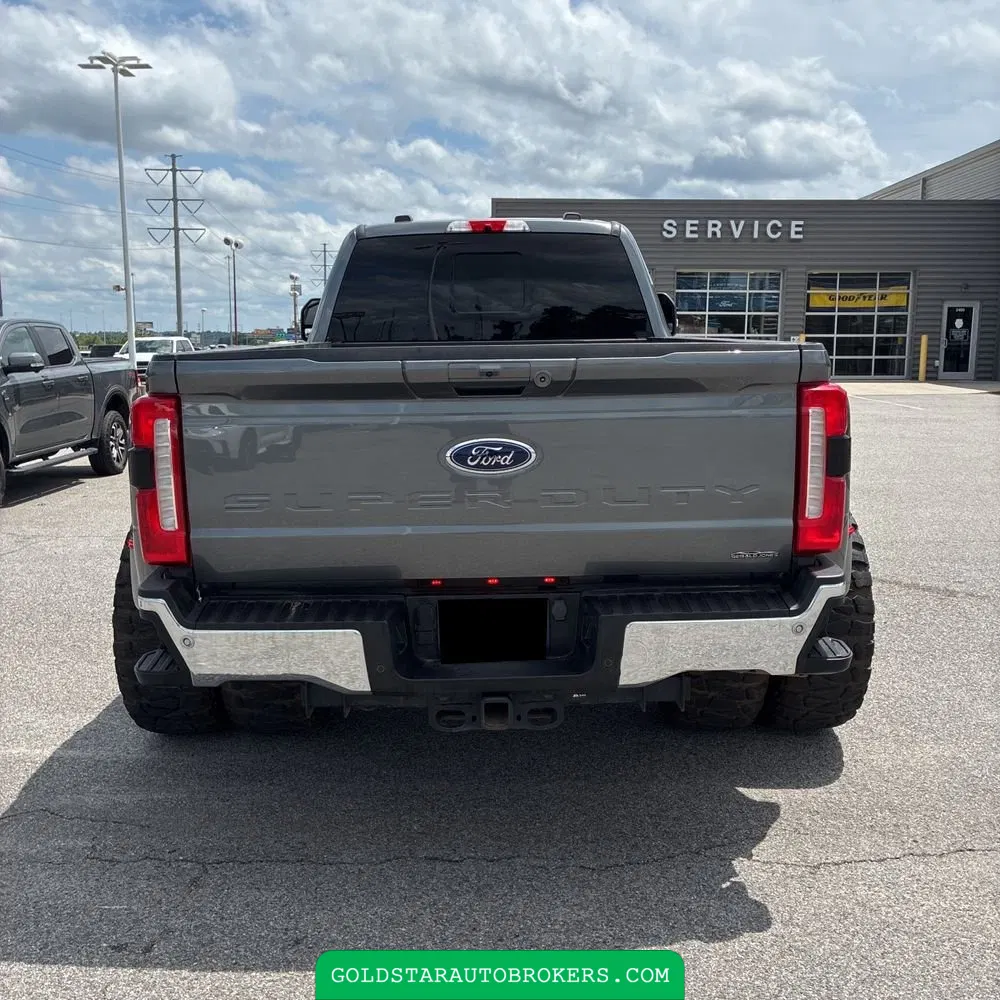 2024 Ford F-350 Super Duty Lariat