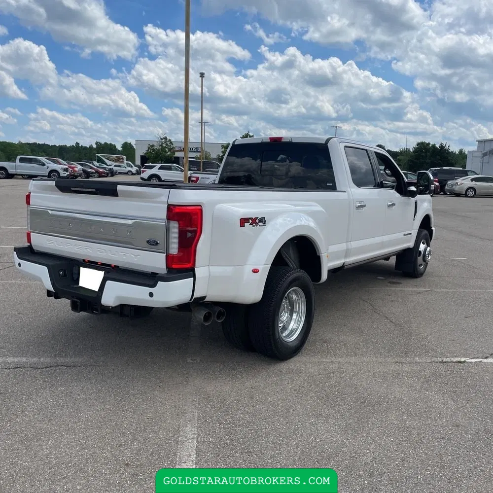 2017 Ford F350 S/D Platinum
