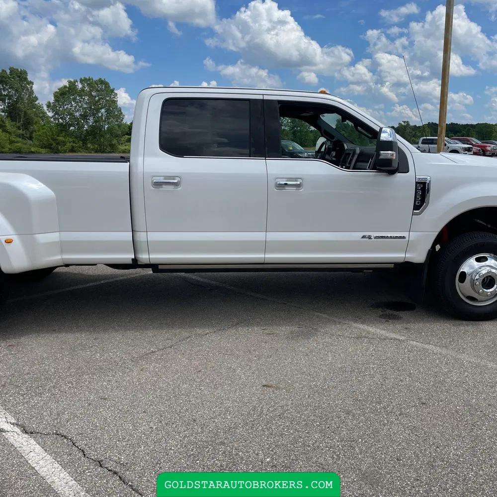 2017 Ford F350 S/D Platinum