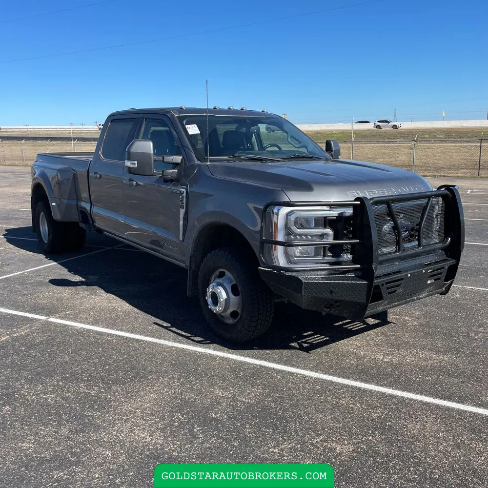 2023 Ford F-350 Super Duty Lariat