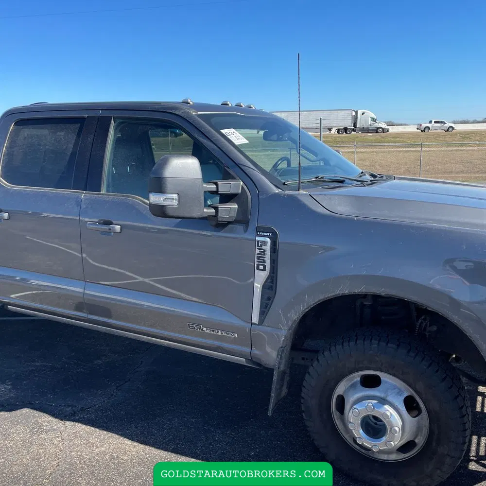 2023 Ford F-350 Super Duty Lariat