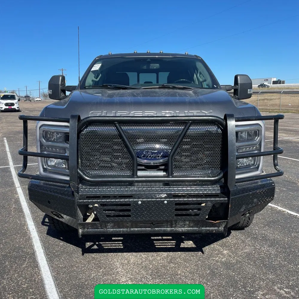 2023 Ford F-350 Super Duty Lariat