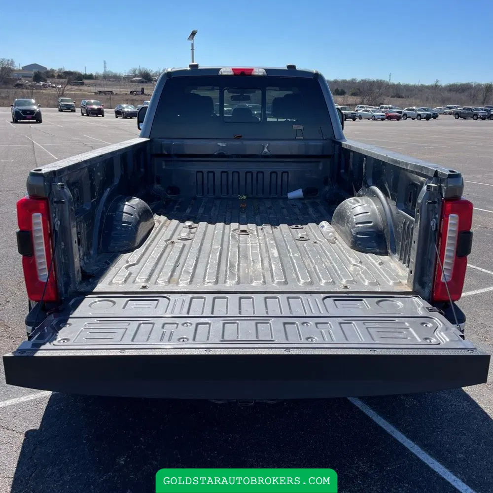 2023 Ford F-350 Super Duty Lariat