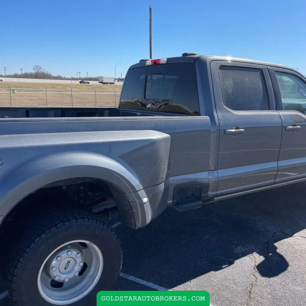 2023 Ford F-350 Super Duty Lariat