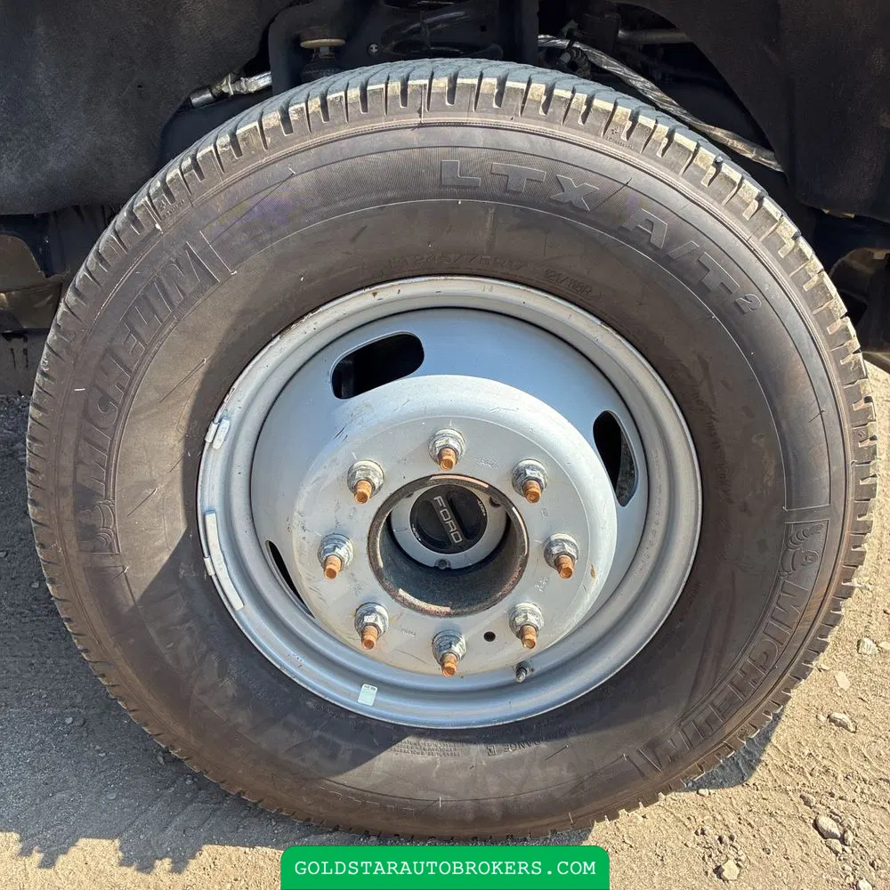 2023 Ford F350 S/D XLT