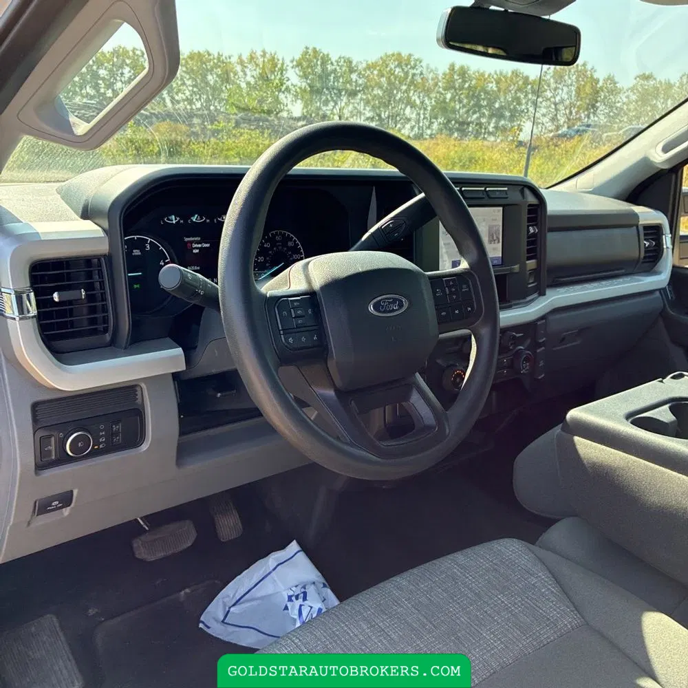 2023 Ford F350 S/D XLT