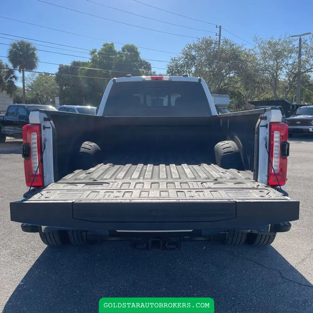 2024 Ford F-350 Super Duty Lariat