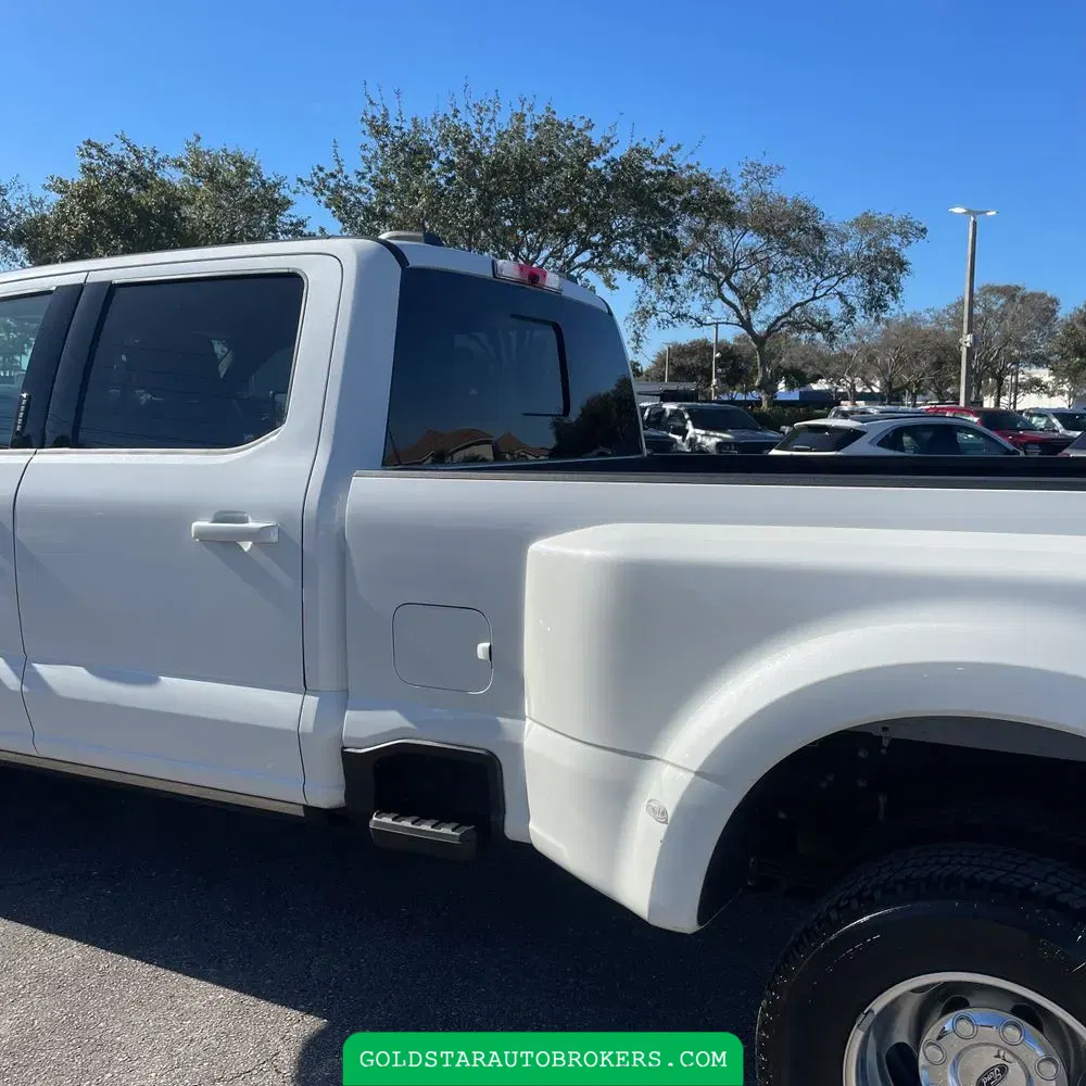 2024 Ford F-350 Super Duty Lariat