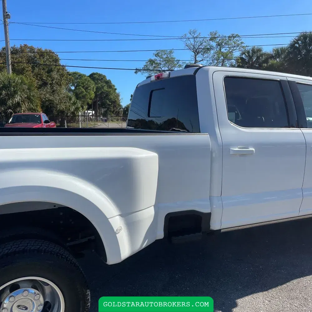 2024 Ford F-350 Super Duty Lariat