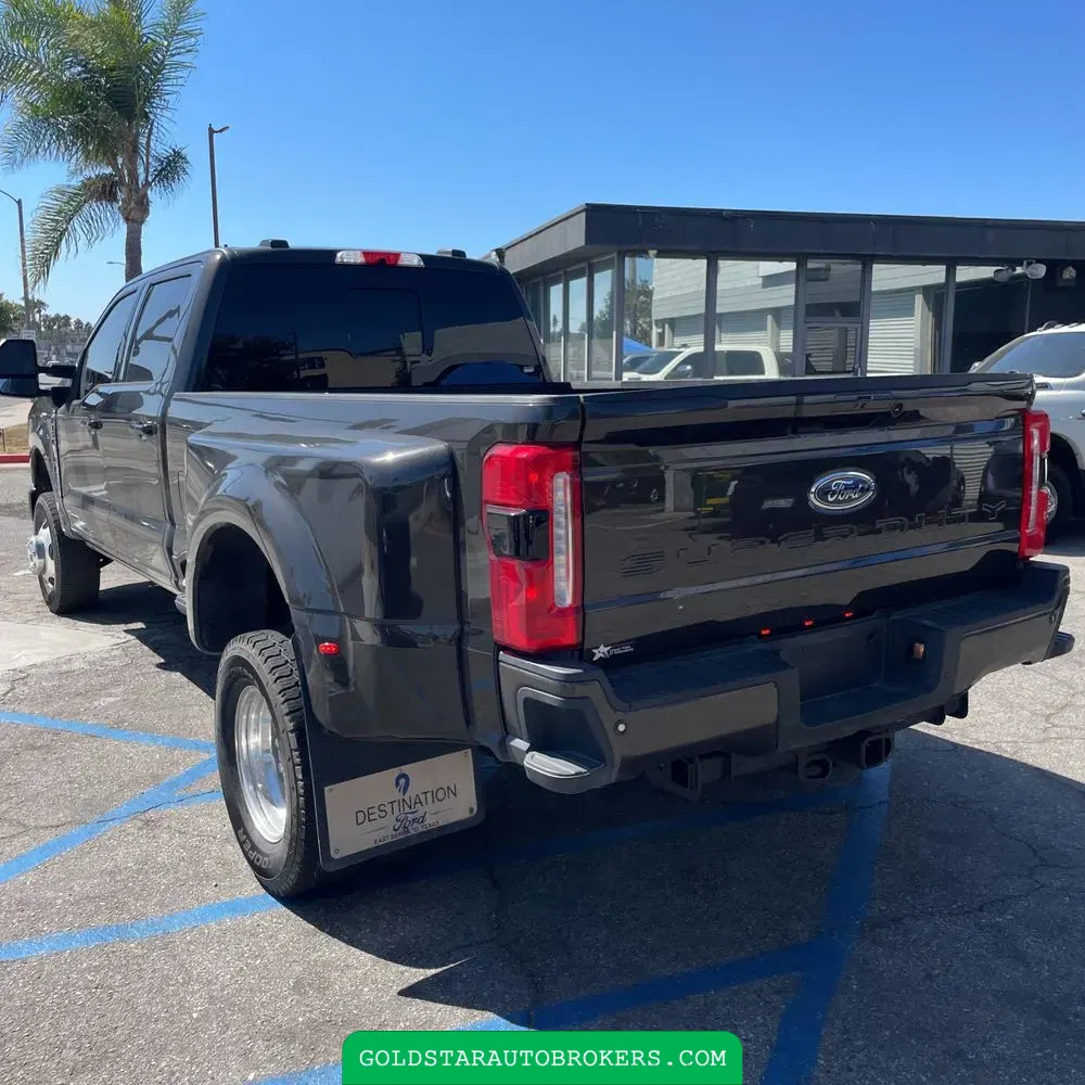 2024 Ford F-350 Super Duty Lariat