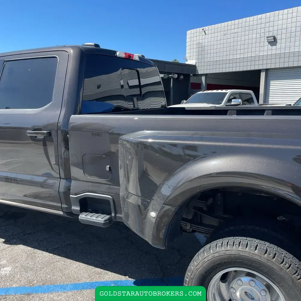 2024 Ford F-350 Super Duty Lariat