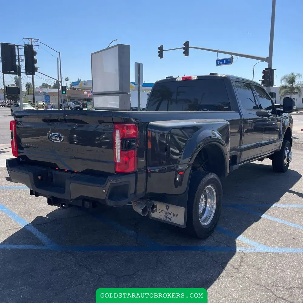 2024 Ford F-350 Super Duty Lariat