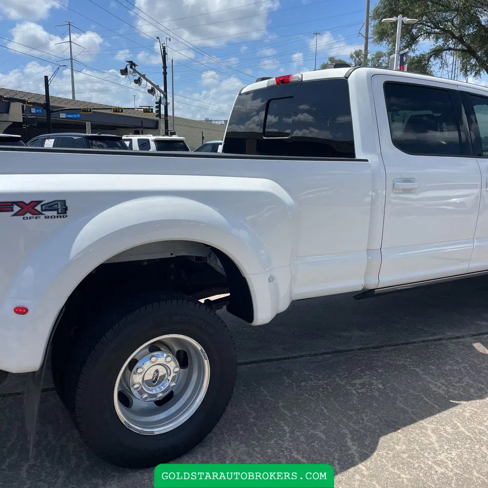 2021 Ford F-350 Super Duty Lariat