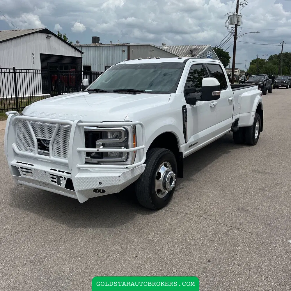 2023 Ford F-350 Super Duty Lariat