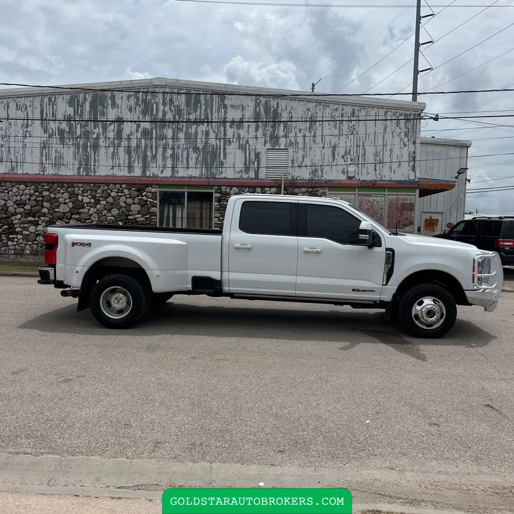 2023 Ford F-350 Super Duty Lariat