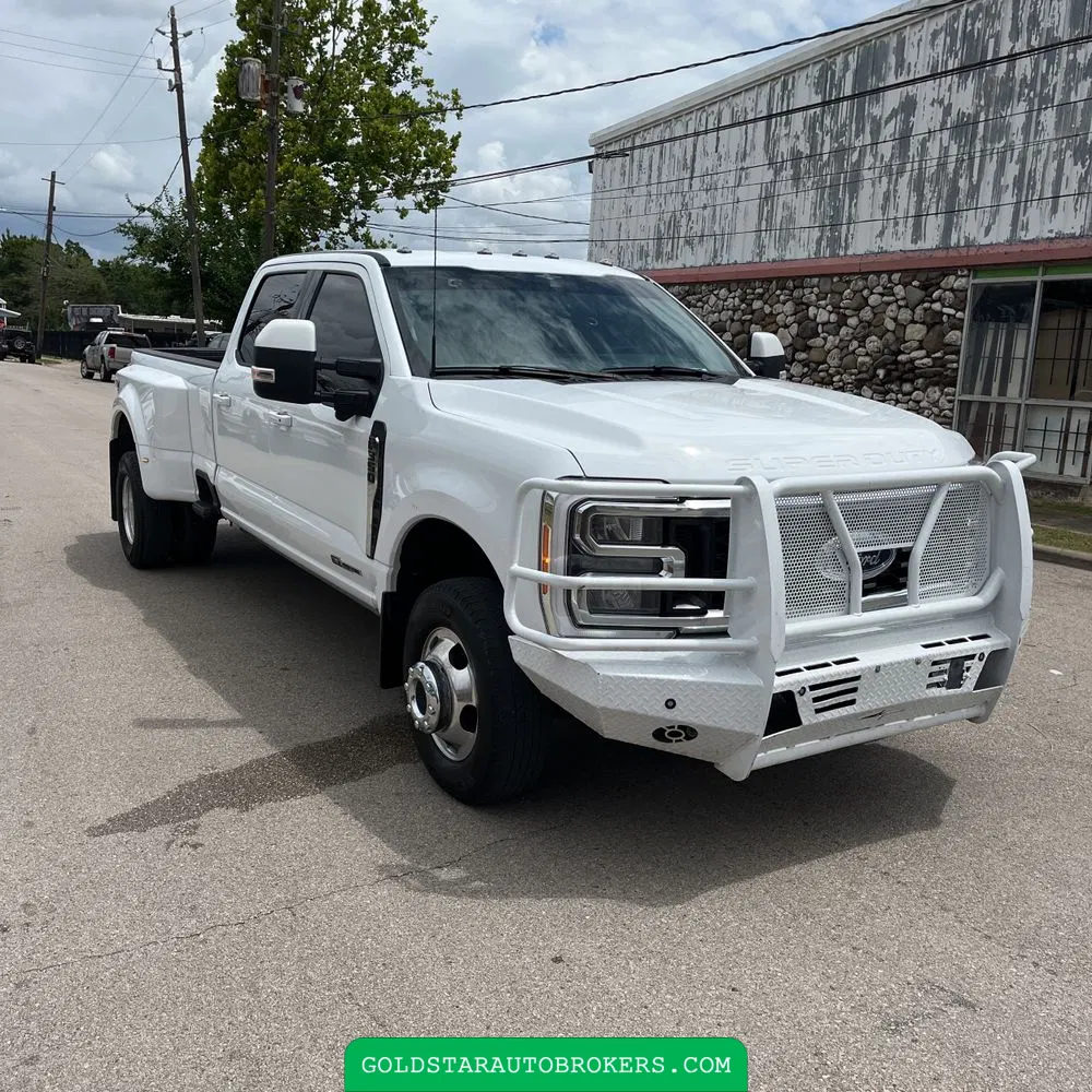 2023 Ford F-350 Super Duty Lariat