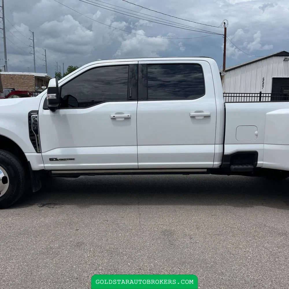 2023 Ford F-350 Super Duty Lariat