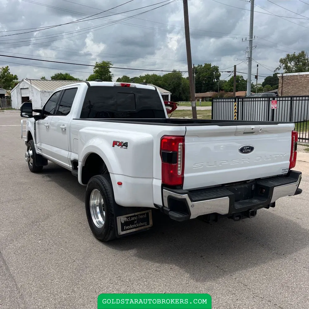 2023 Ford F-350 Super Duty Lariat
