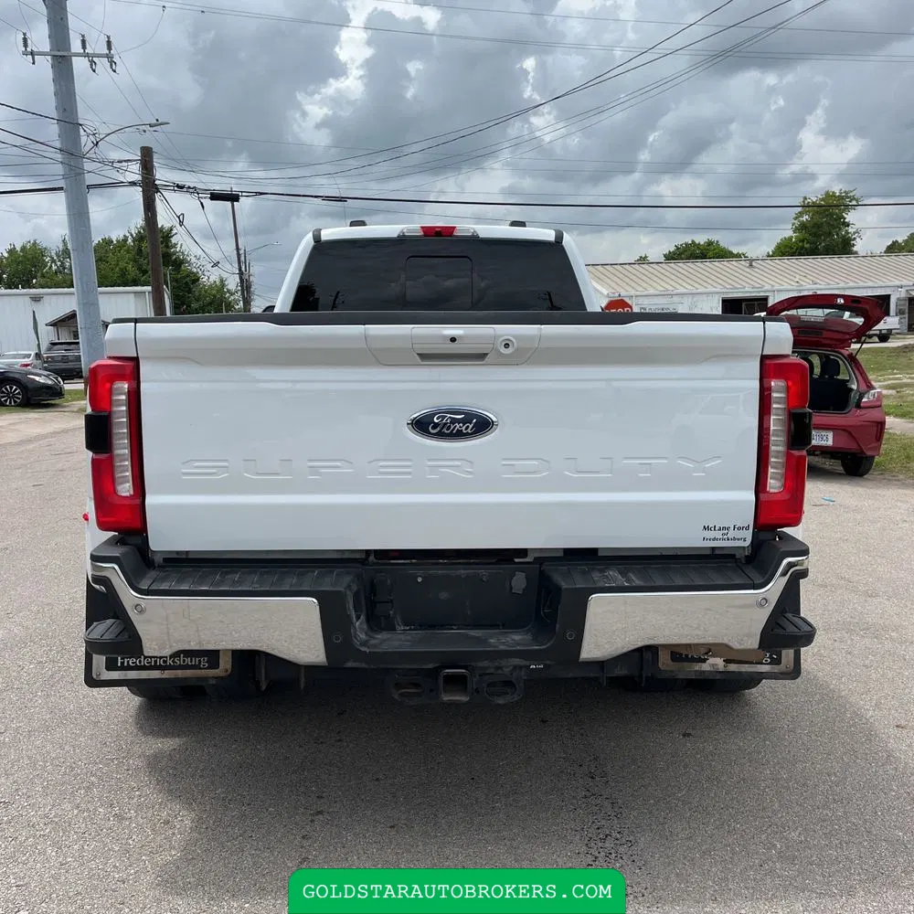 2023 Ford F-350 Super Duty Lariat
