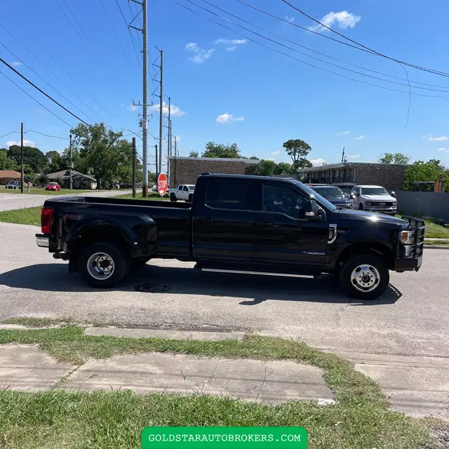 2022 Ford F-350 Super Duty Lariat
