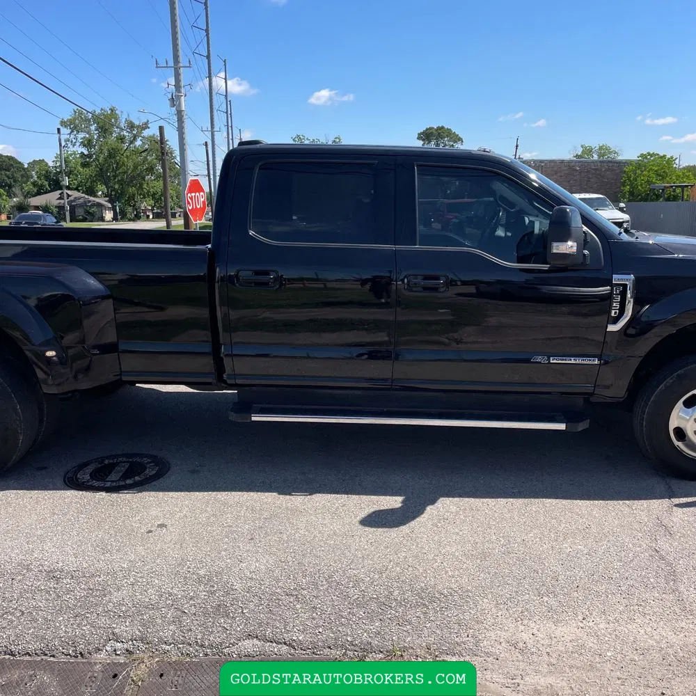 2022 Ford F-350 Super Duty Lariat
