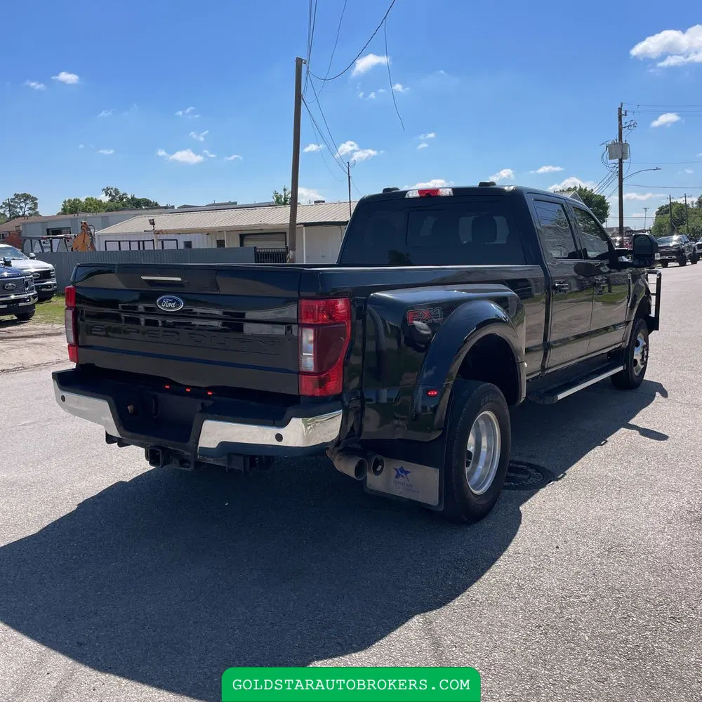 2022 Ford F-350 Super Duty Lariat