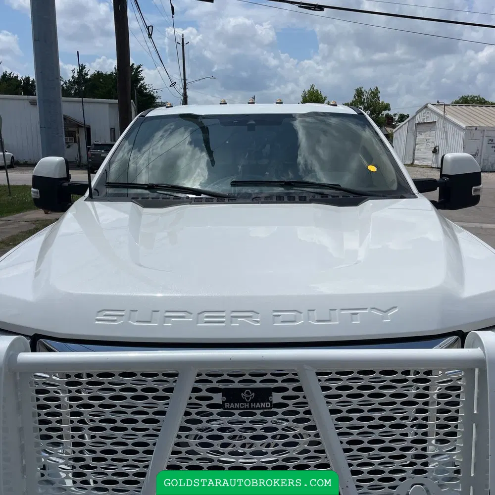 2022 Ford F-350 Super Duty Lariat