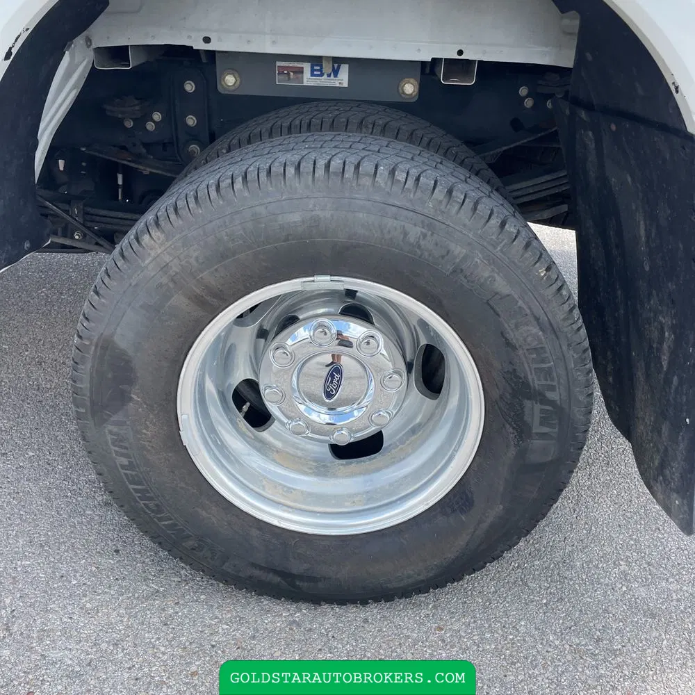 2022 Ford F-350 Super Duty Lariat
