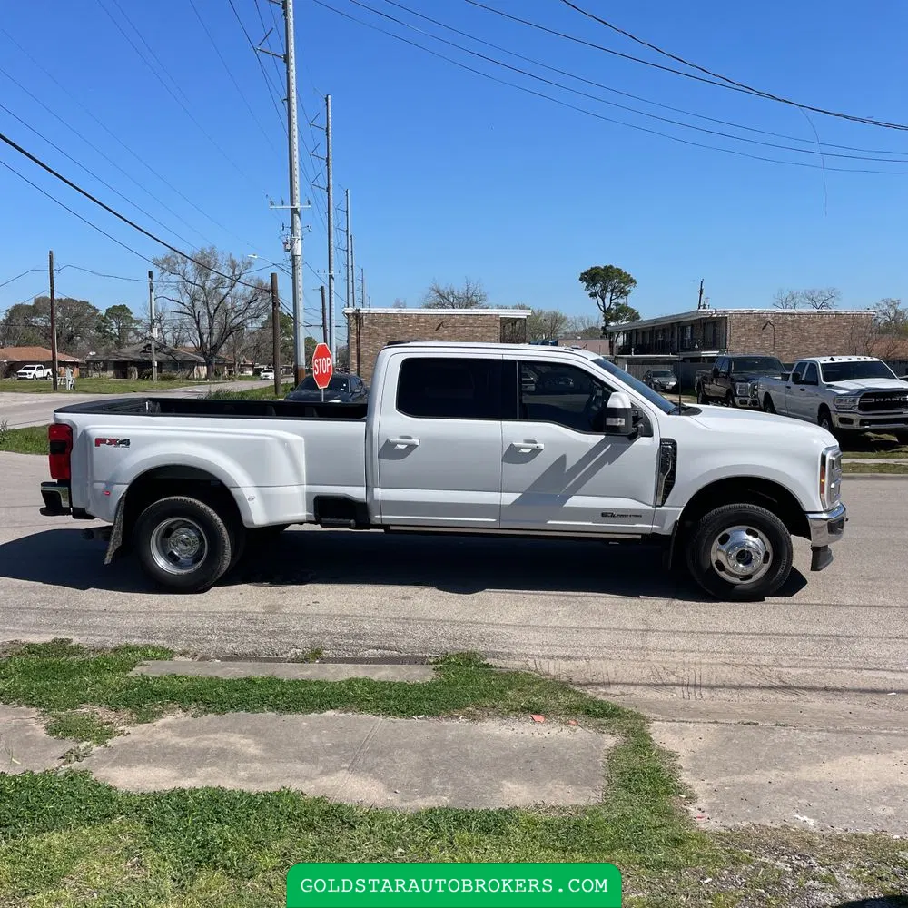 2023 Ford F-350 Super Duty Lariat
