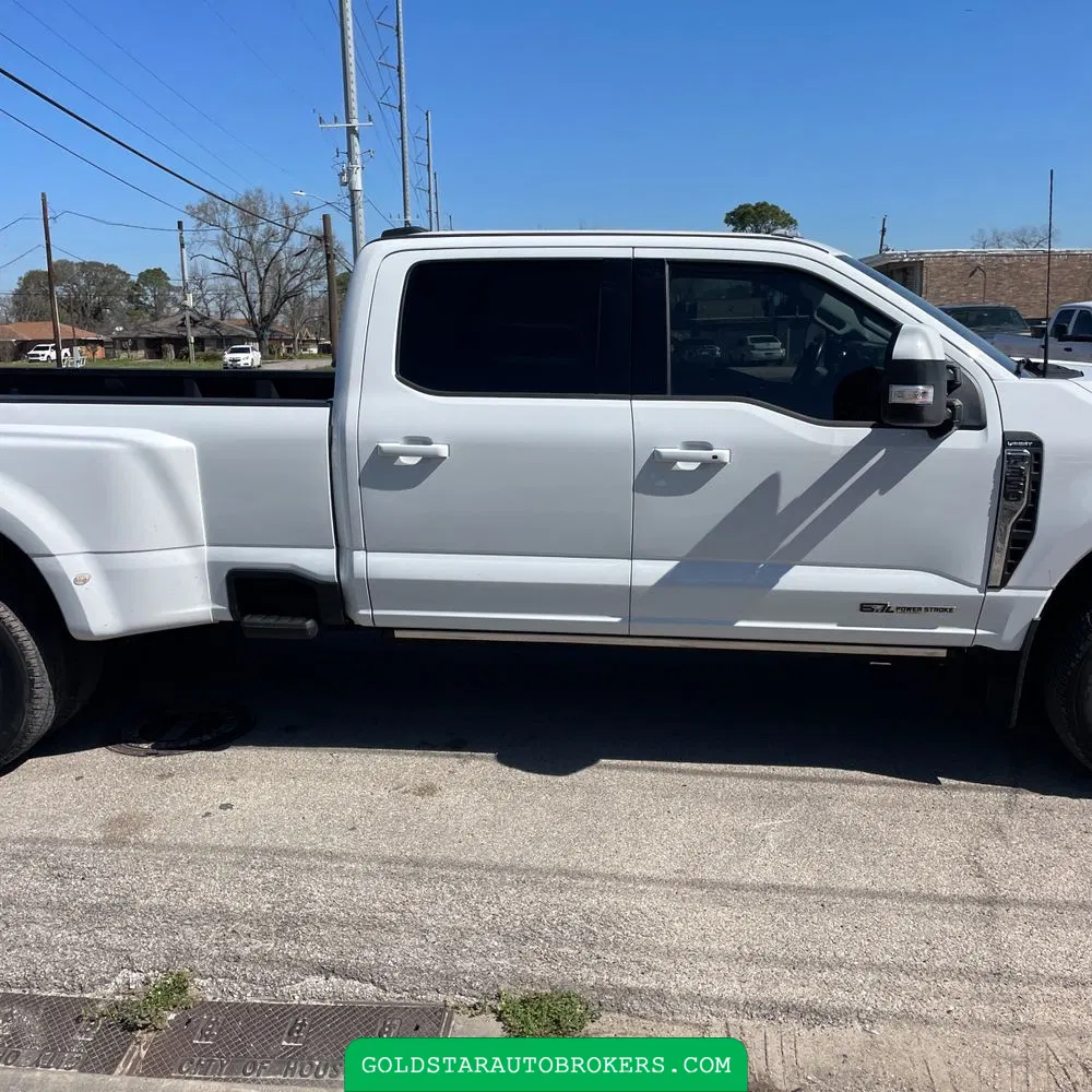 2023 Ford F-350 Super Duty Lariat