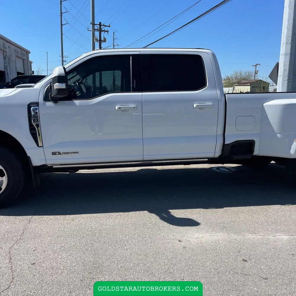 2023 Ford F-350 Super Duty Lariat