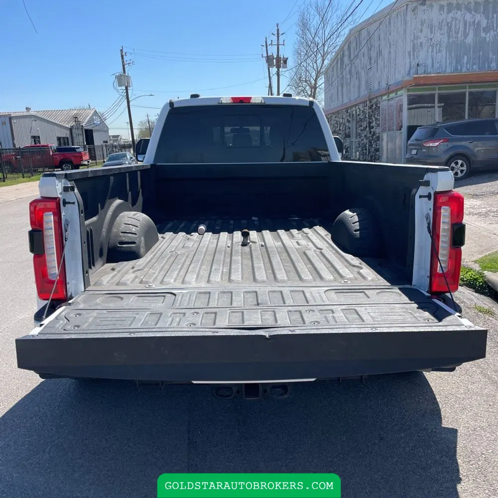 2023 Ford F-350 Super Duty Lariat