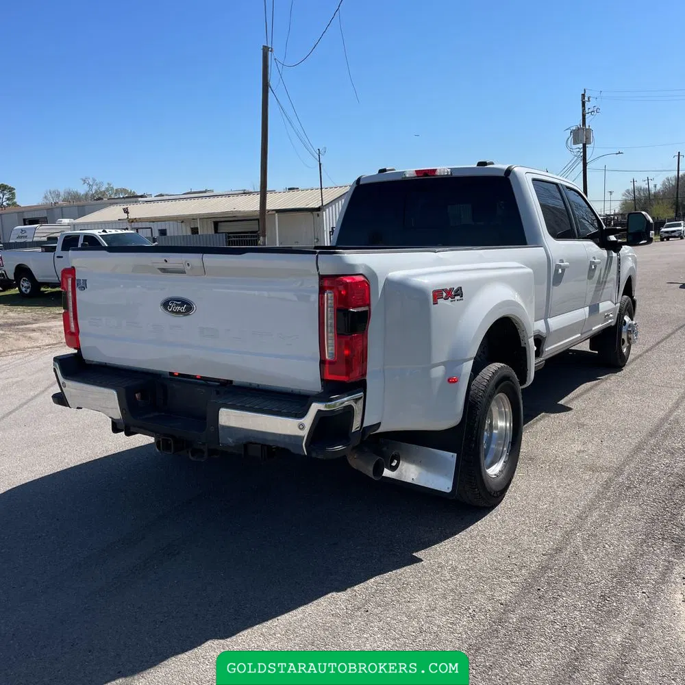 2023 Ford F-350 Super Duty Lariat