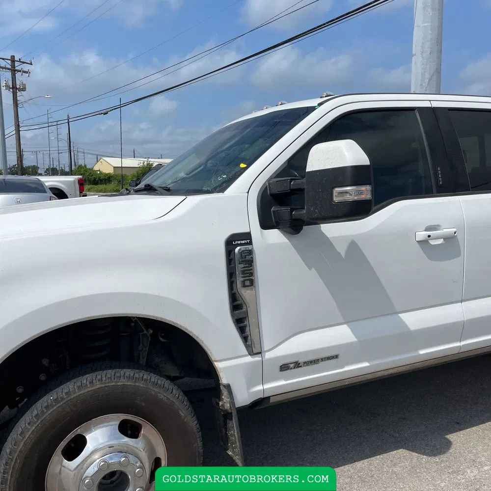 2023 Ford F-350 Super Duty Lariat