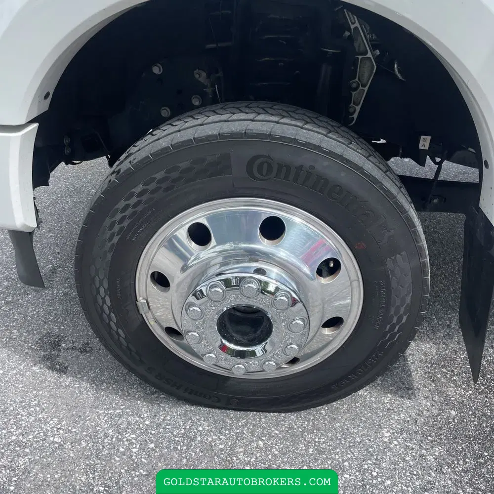 2024 Ford F-450 Super Duty Platinum