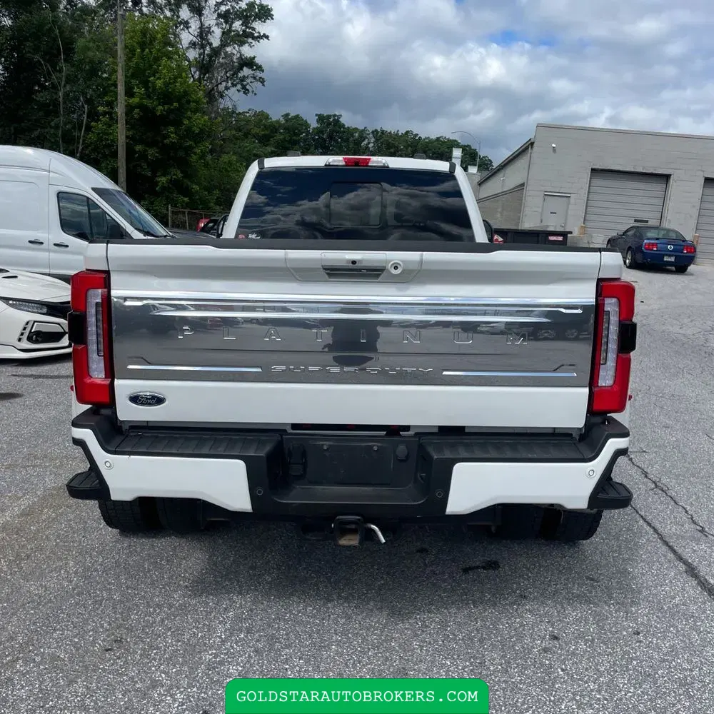 2024 Ford F-450 Super Duty Platinum