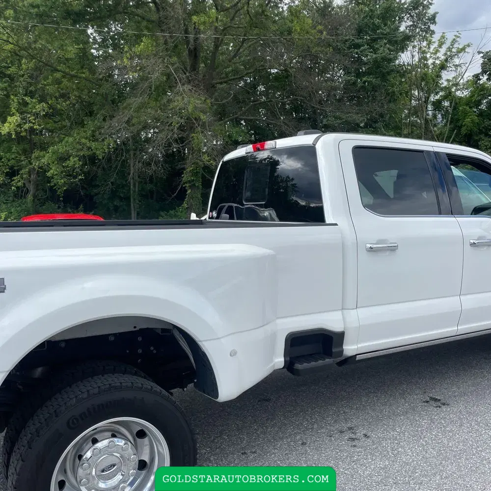 2024 Ford F-450 Super Duty Platinum