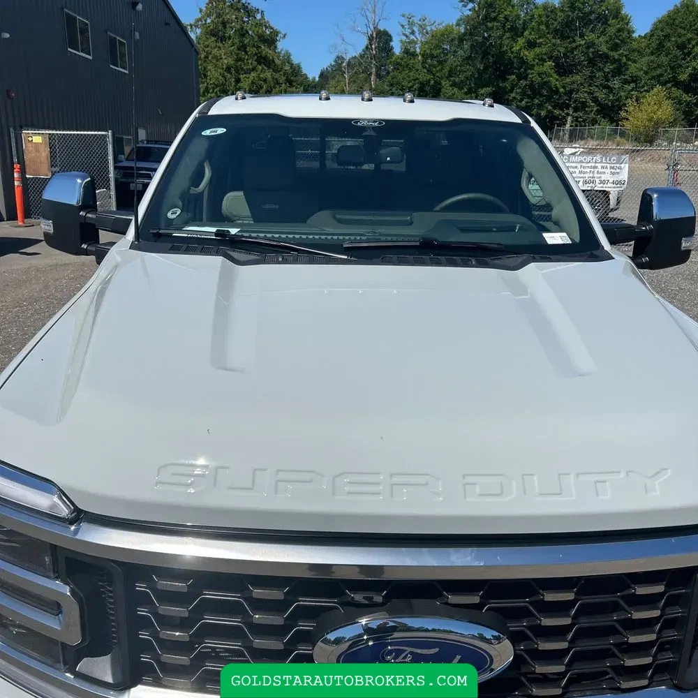 2025 Ford F-450 Super Duty Platinum