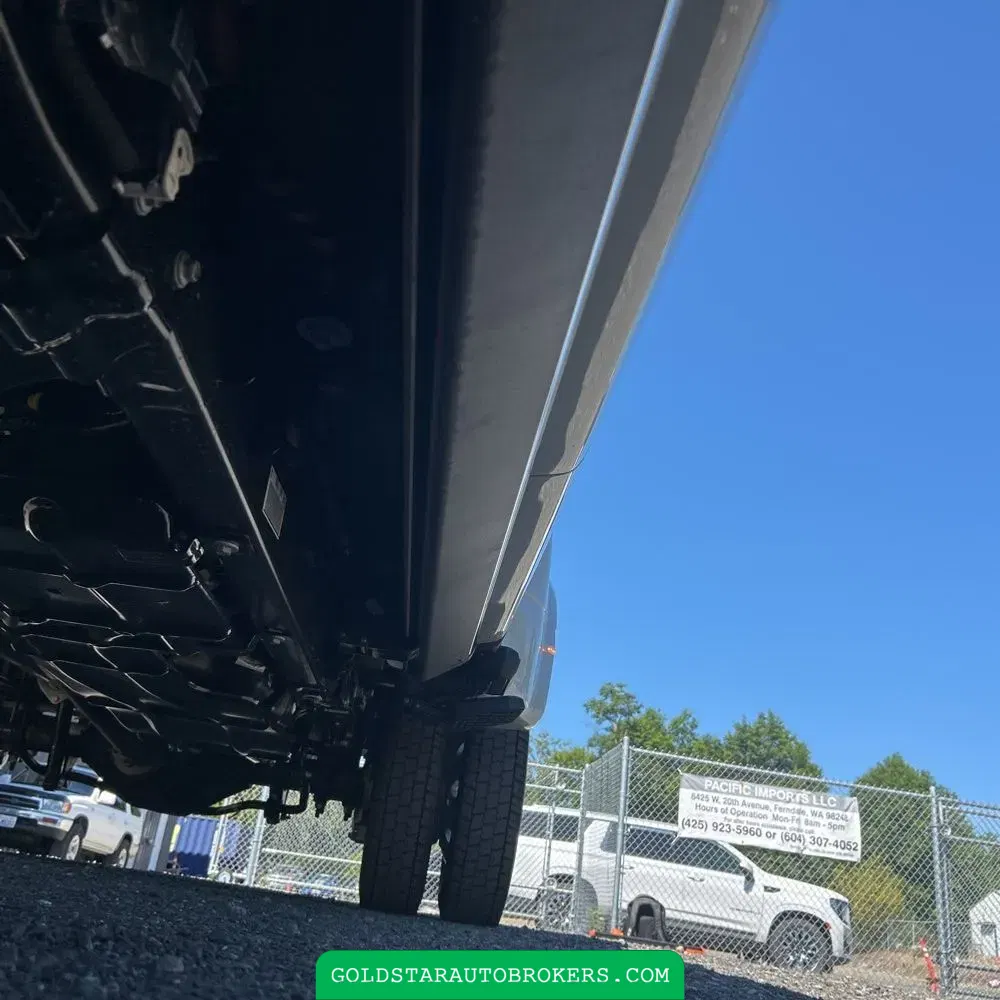 2025 Ford F-450 Super Duty Platinum