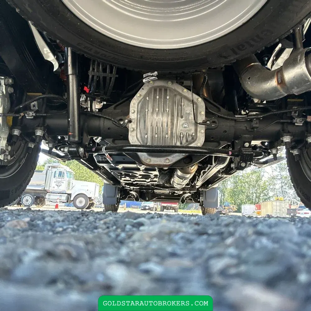 2025 Ford F-450 Super Duty Platinum