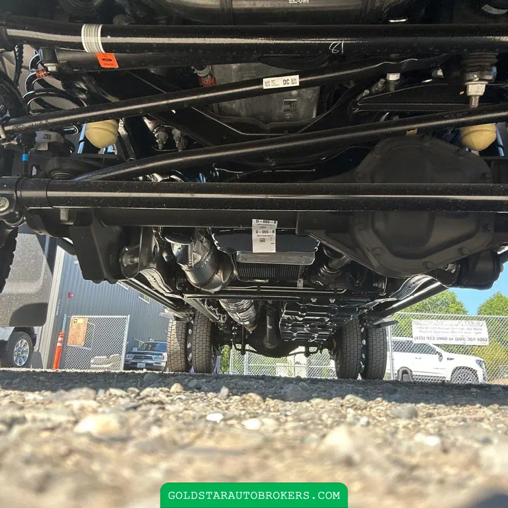 2025 Ford F-450 Super Duty Platinum
