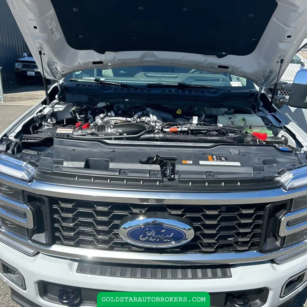 2025 Ford F-450 Super Duty Platinum