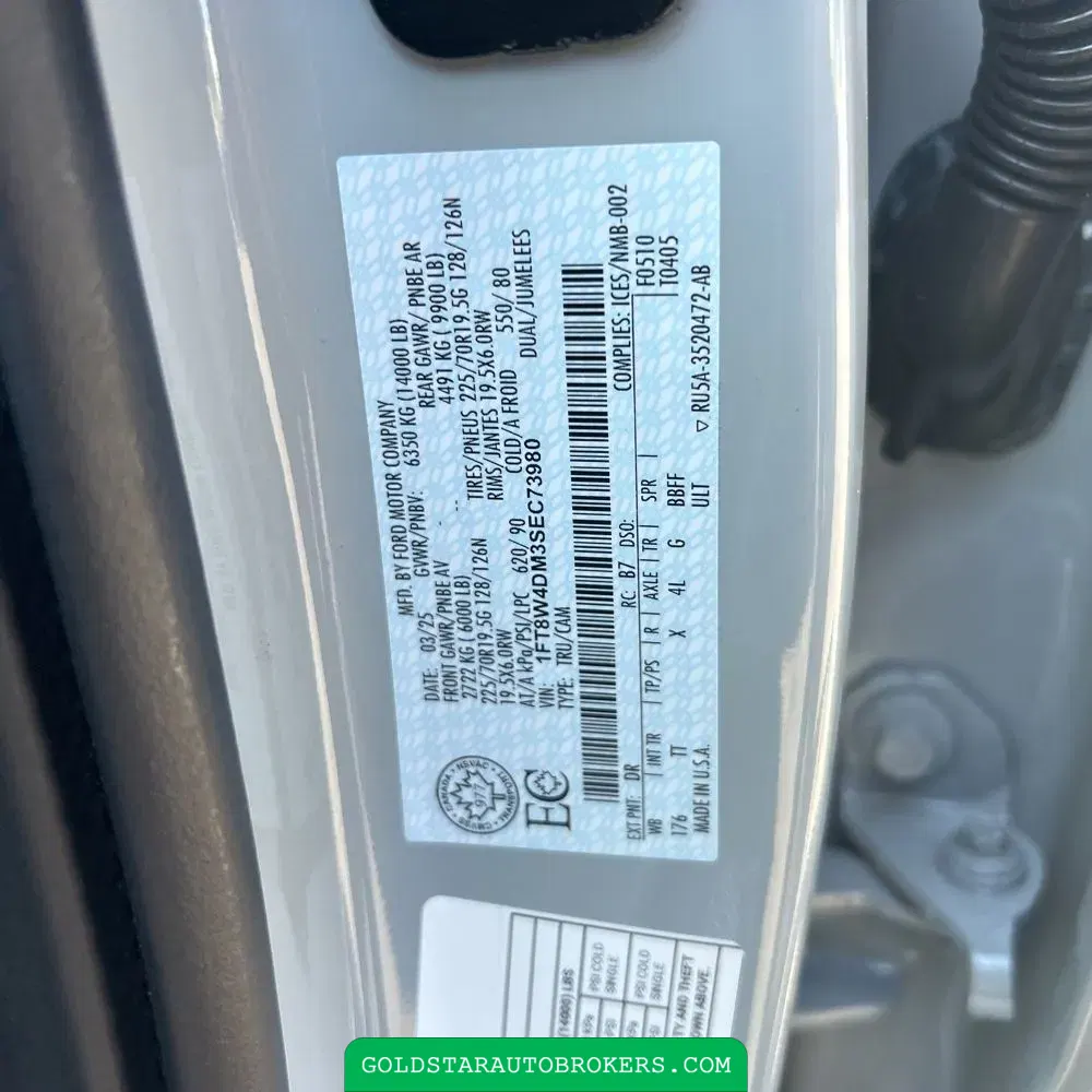2025 Ford F-450 Super Duty Platinum