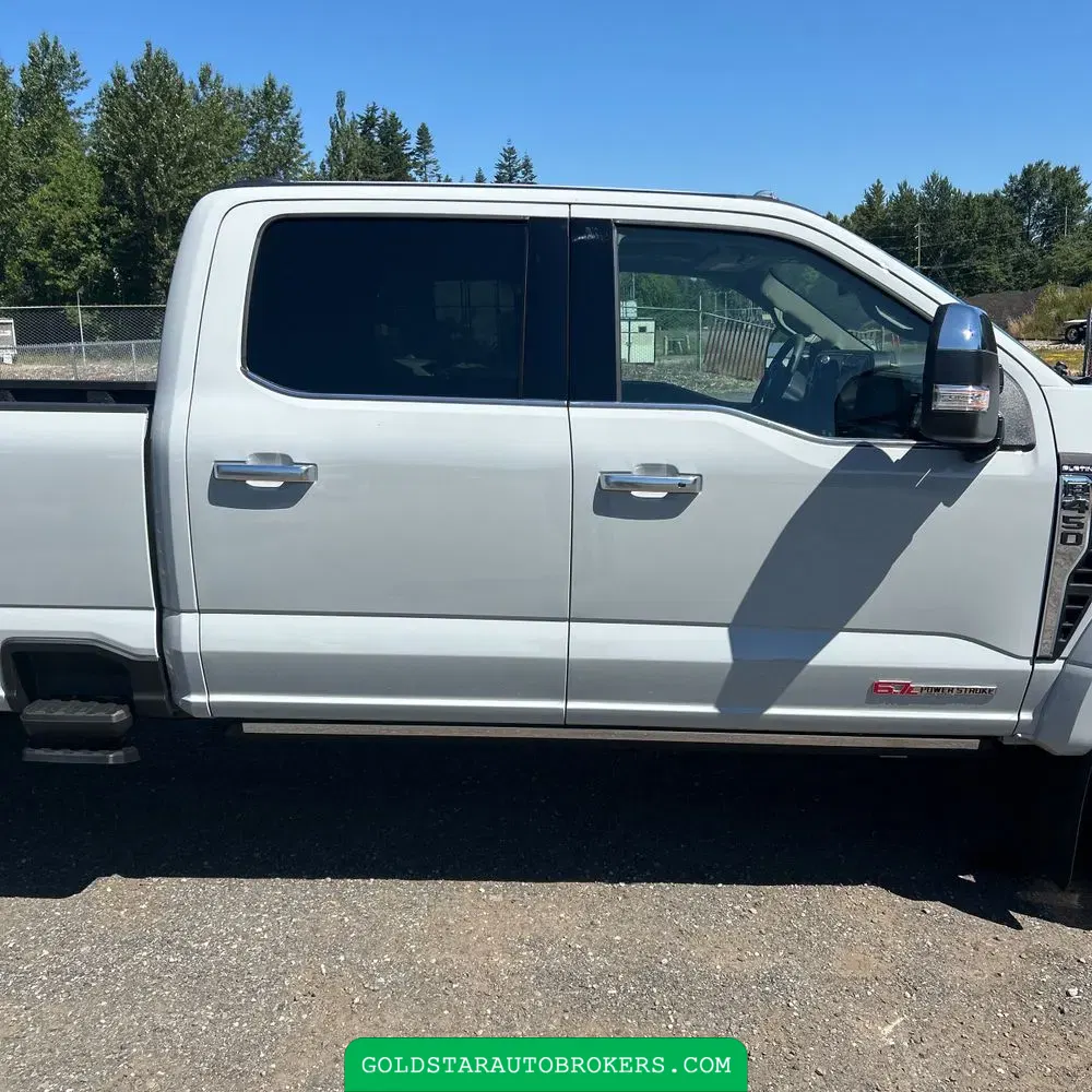 2025 Ford F-450 Super Duty Platinum