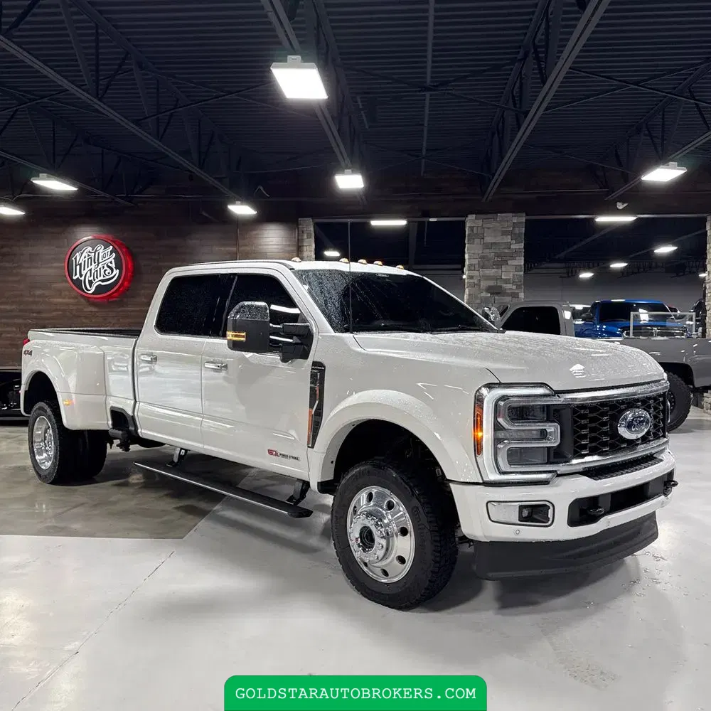 2025 Ford F-450 Super Duty Platinum