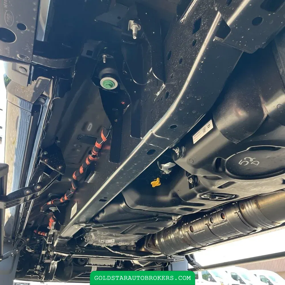 2025 Ford F-450 Super Duty Platinum