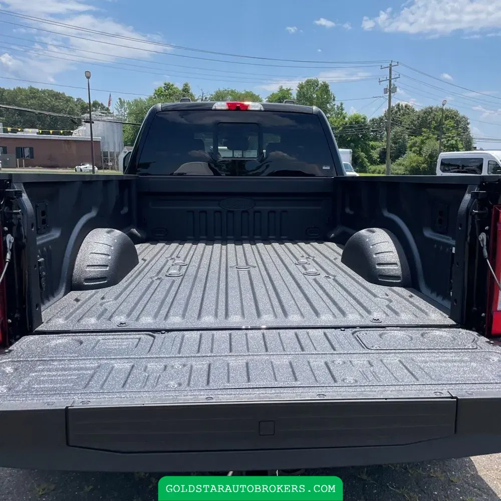 2025 Ford F-450 Super Duty Platinum