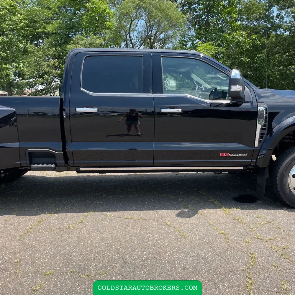 2025 Ford F-450 Super Duty Platinum